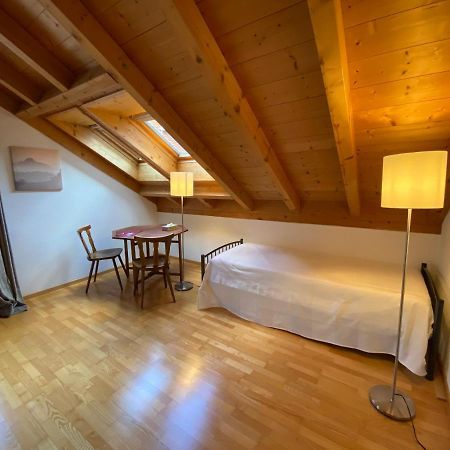 مبيت وإفطار Obersaxen Atelier 67 المظهر الخارجي الصورة