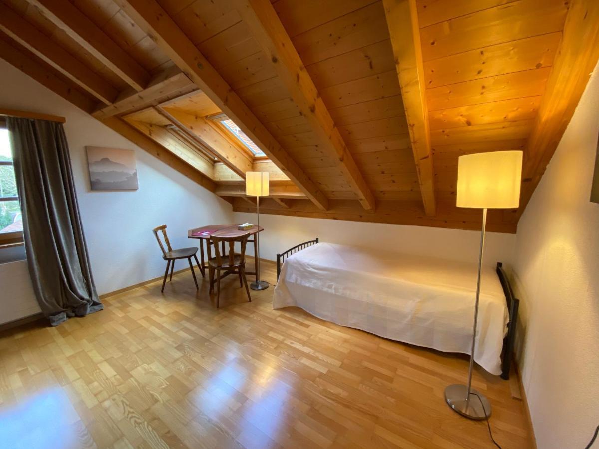 مبيت وإفطار Obersaxen Atelier 67 المظهر الخارجي الصورة